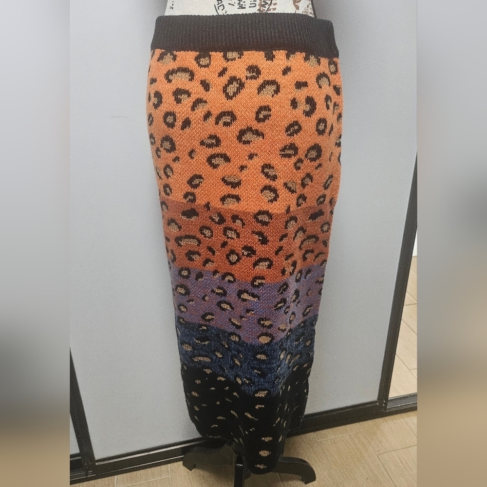 Hem & Thread Animal Printy Multi-color Knit Skirt